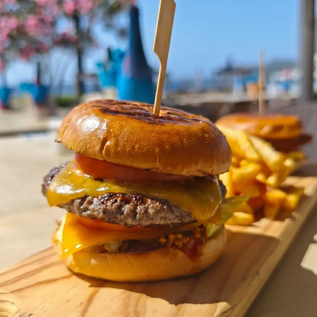 Cheeseburger and fries